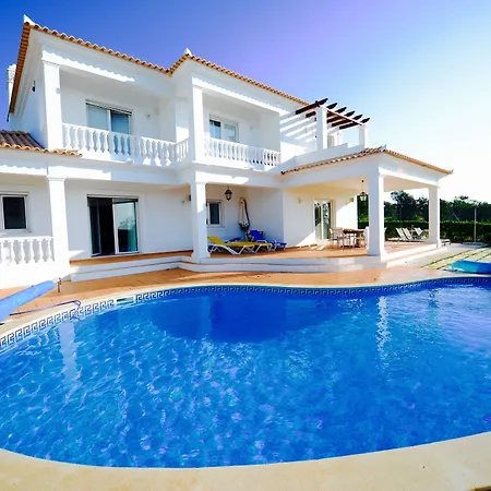 Ξενοδοχείο Beautiful 5 En-suite Bed With Private Pool 3*